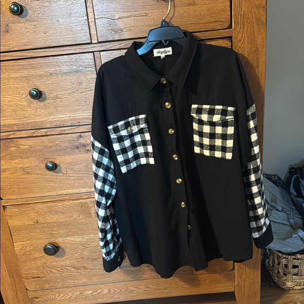 Black Shirt with Checkered Pockets